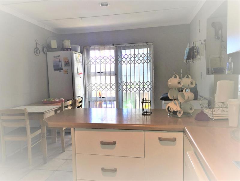 3 Bedroom Property for Sale in Rocklands Western Cape